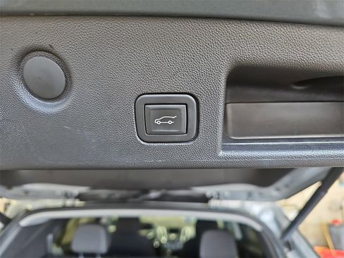 Used 2024 Chevrolet Equinox LT image 13