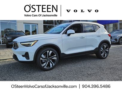 New 2025 Volvo XC40 B5 Plus w/ Protection Package Premier