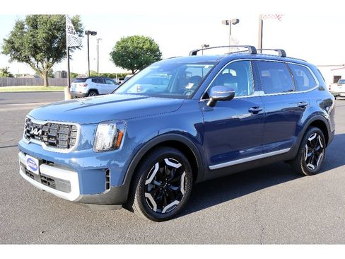 Used 2025 Kia Telluride S AWD/4WD image 10