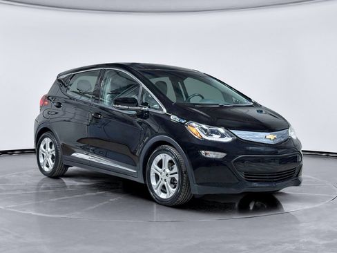 Used 2017 Chevrolet Bolt LT image 4
