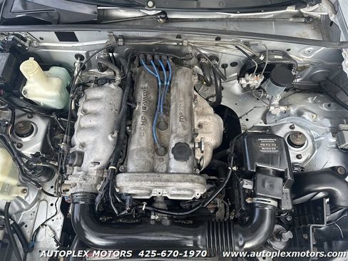 Used 2000 MAZDA MX-5 Miata image 25