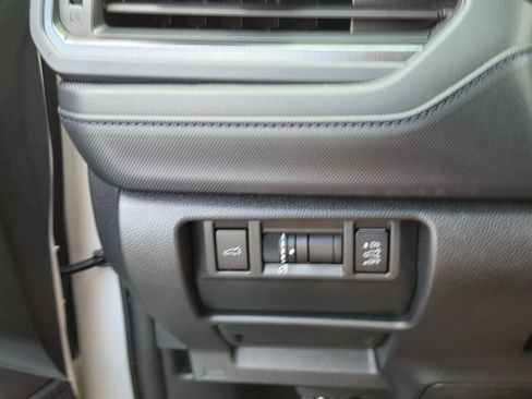 Used 2025 Subaru Forester Premium w/ Convenience Package #1 AWD/4WD image 28