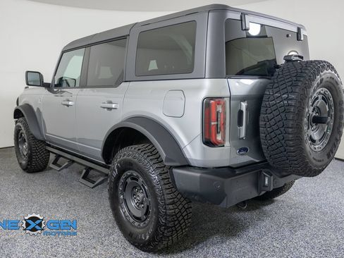 Used 2024 Ford Bronco Outer Banks AWD/4WD image 5