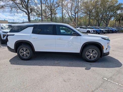 New 2026 Chevrolet Traverse LT image 10