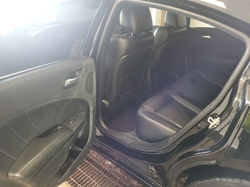 Used 2017 Dodge Charger SXT w/ AWD Plus Group image 11