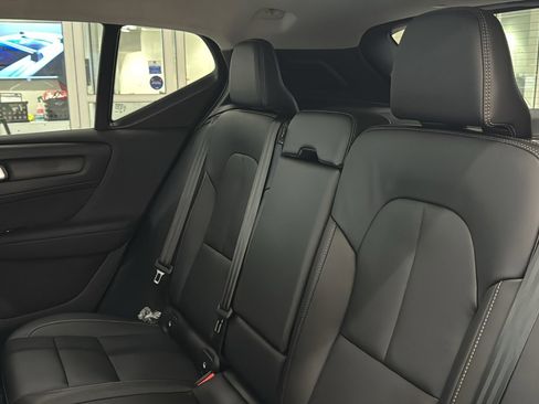 New 2026 Volvo XC40 B5 Ultra w/ Protection Package Premier AWD/4WD image 26
