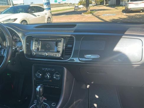 Used 2012 Volkswagen Beetle Turbo image 31