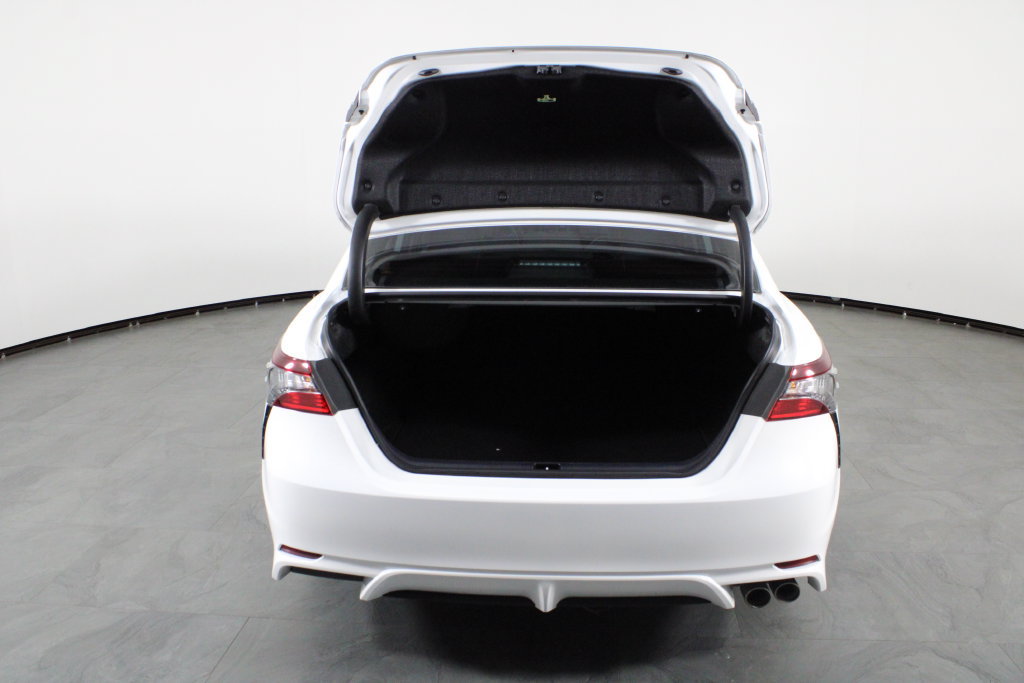 Used 2024 Toyota Camry SE w/ Convenience Package FWD image 16