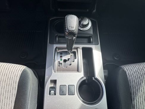 Used 2021 Toyota 4Runner SR5 image 17