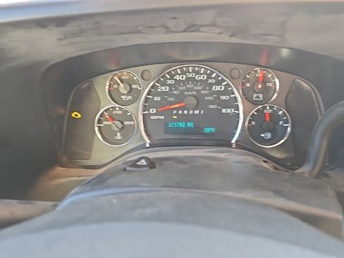 Used 2012 GMC Savana 3500 image 20