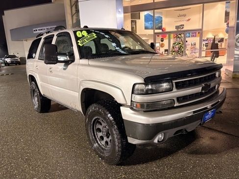 Used 2004 Chevrolet Tahoe Z71 w/ Z71 Preferred Equipment Group image 3