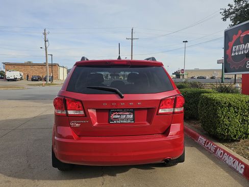 Used 2014 Dodge Journey SE w/ Quick Order Package 22F SE image 3