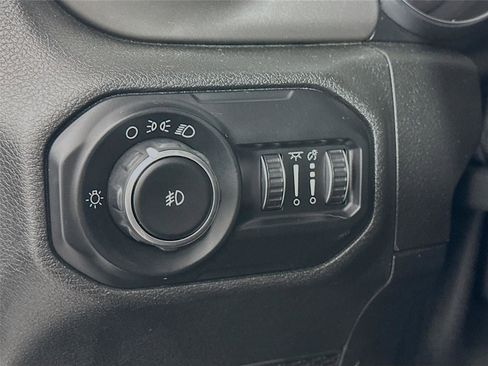 Used 2020 Jeep Wrangler Unlimited Sport AWD/4WD image 14