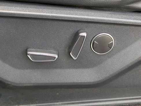 Used 2021 Ford F150 XLT w/ Equipment Group 302A High image 17