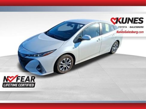 Used 2021 Toyota Prius Prime Limited image 1