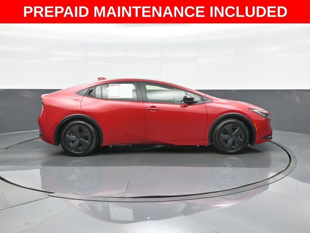 Certified 2025 Toyota Prius LE FWD image 8