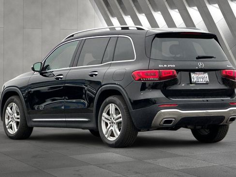 Used 2023 Mercedes-Benz GLB 250 4MATIC image 6