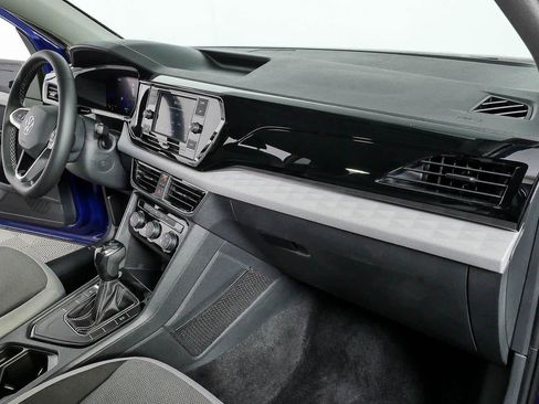 Certified 2023 Volkswagen Taos S FWD image 25