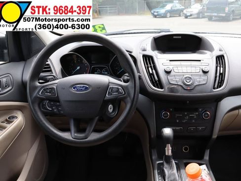 Used 2017 Ford Escape SE AWD/4WD image 17