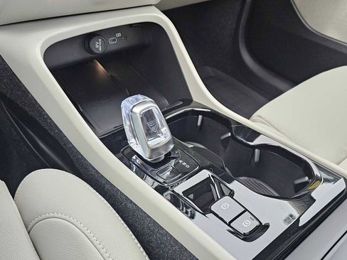 New 2026 Volvo XC40 B5 Plus w/ Protection Package Premier image 23