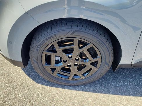 New 2026 Kia Carnival SX w/ SX Dark Edition Package FWD image 39