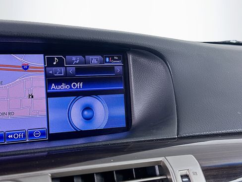 Used 2013 Lexus LS 460 w/ Comfort Pkg RWD image 21