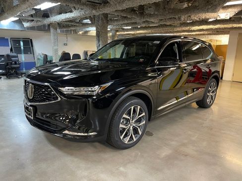 Certified 2023 Acura MDX SH-AWD w/ Technology Package image 11