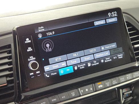 New 2026 Honda Odyssey EX-L image 6