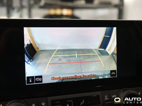 Used 2025 Toyota Grand Highlander AWD image 22
