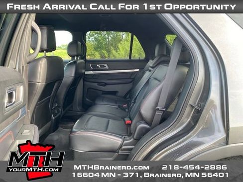 Used 2017 Ford Explorer Sport AWD/4WD image 10