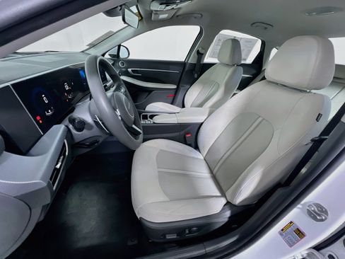 Used 2024 Hyundai Sonata SEL FWD image 14