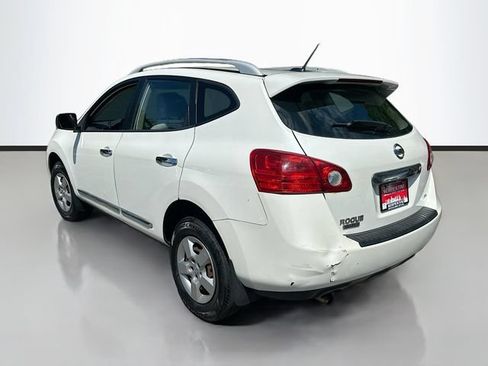 Used 2014 Nissan Rogue S w/ Convenience Package AWD/4WD image 8