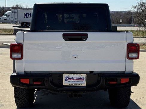 Used 2022 Jeep Gladiator Rubicon w/ Trailer Tow Package image 5