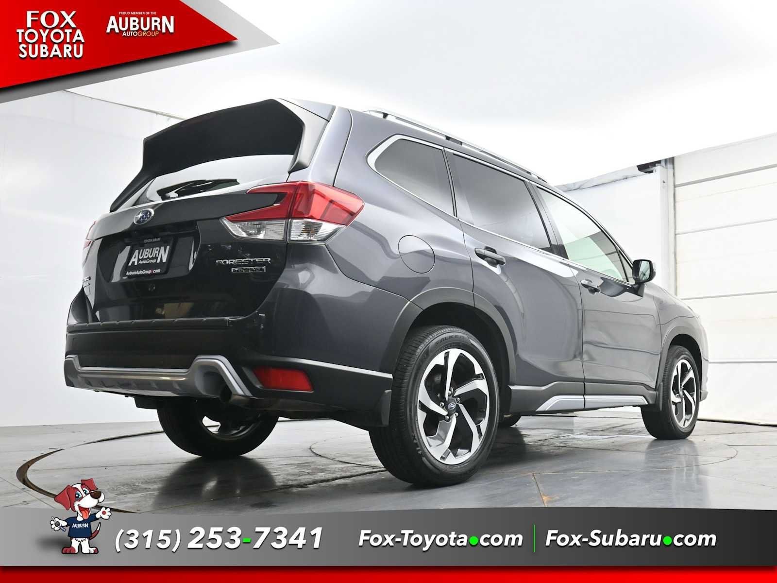 Used 2024 Subaru Forester Touring AWD/4WD image 23