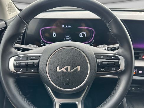 Used 2023 Kia Sportage EX FWD image 13