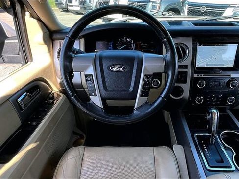 Used 2017 Ford Expedition Limited w/ Equipment Group 301A RWD image 8