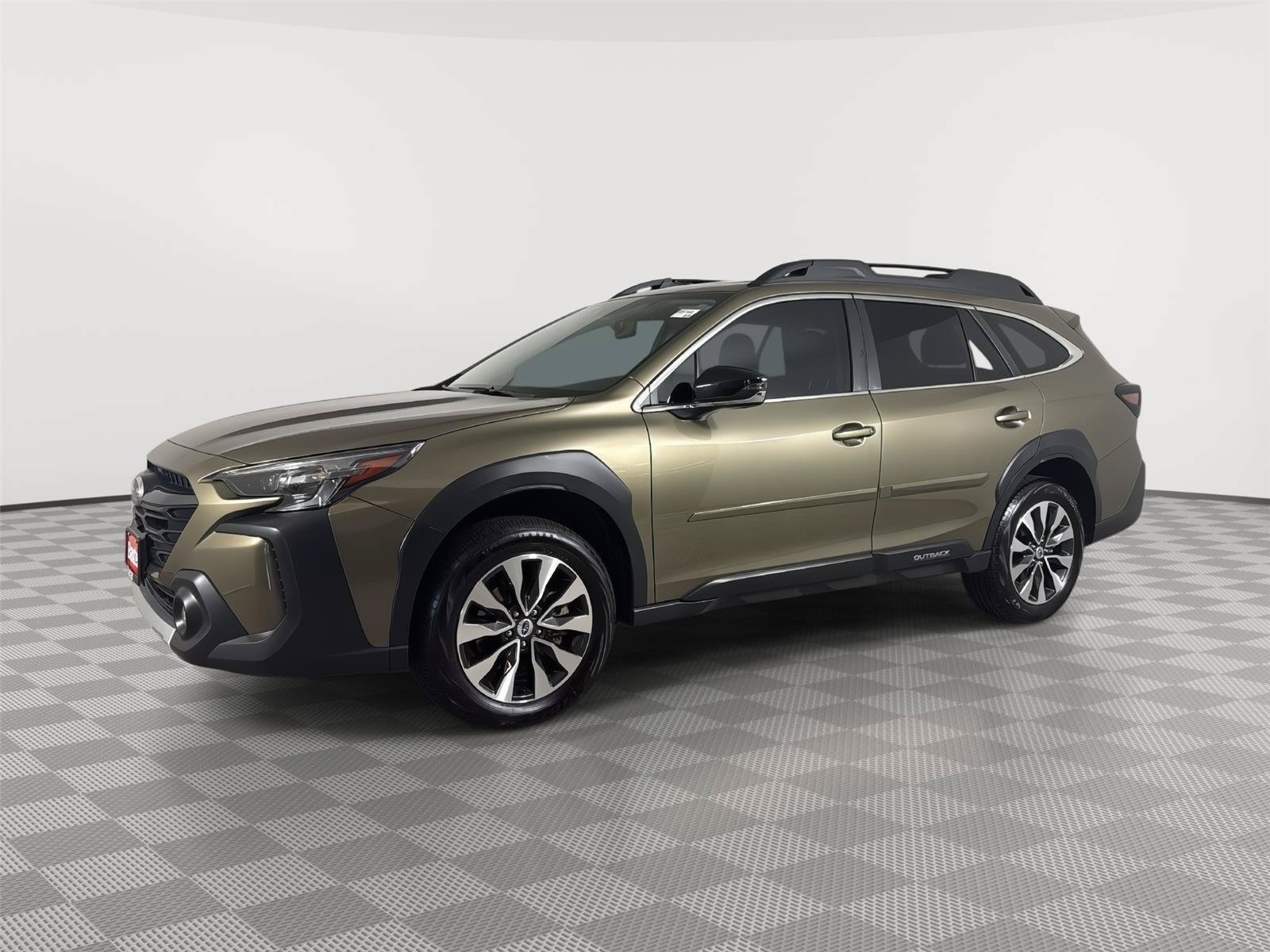 Certified 2025 Subaru Outback Limited AWD/4WD image 2