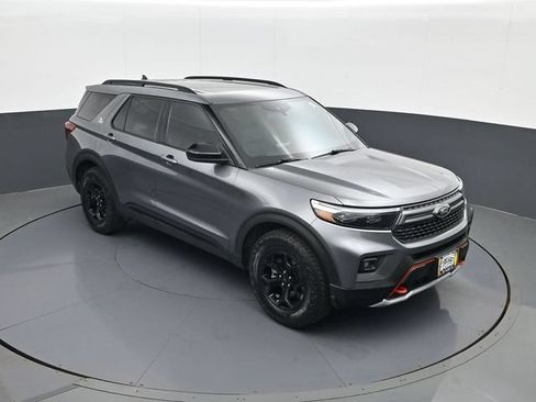 Used 2024 Ford Explorer Timberline w/ Timberline Technology Package AWD/4WD image 16