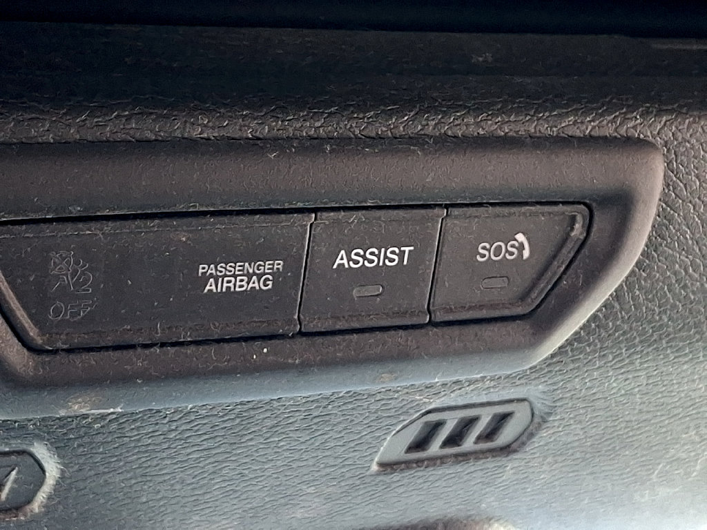 Used 2022 Jeep Wrangler Unlimited Sahara w/ Cold Weather Group AWD/4WD image 26