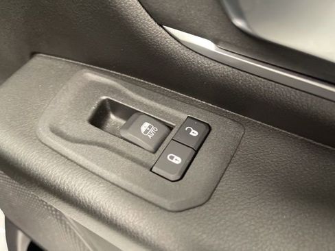 Used 2025 RAM 1500 Big Horn AWD/4WD image 25