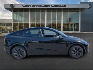 Used 2024 Tesla Model Y Long Range AWD/4WD video 2