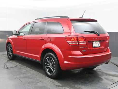 Used 2018 Dodge Journey SE w/ Blacktop Package FWD image 8