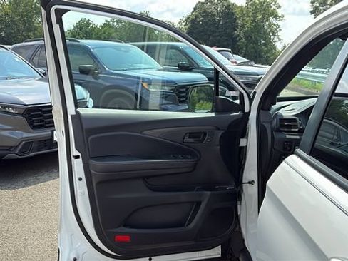 Used 2024 Honda Ridgeline TrailSport image 8