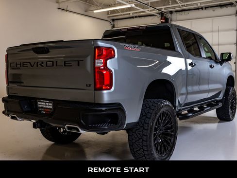 Used 2024 Chevrolet Silverado 1500 LT Trail Boss w/ LT Trail Boss Premium Package AWD/4WD image 10