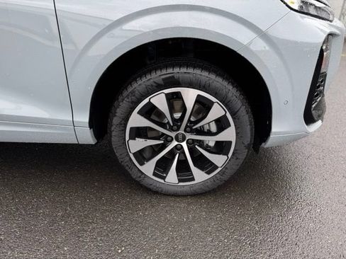 New 2026 Audi Q3 quattro 2.0T AWD/4WD image 10