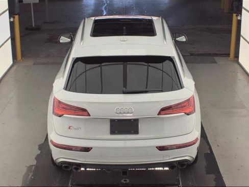 Used 2022 Audi SQ5 Premium Plus w/ Premium Plus Package image 10