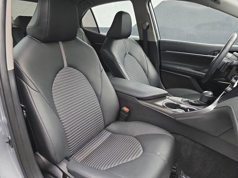 Used 2023 Toyota Camry SE image 46