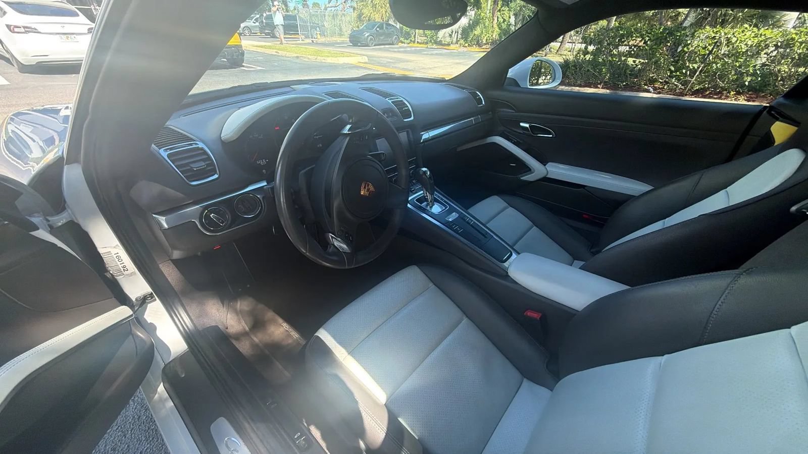 Used 2016 Porsche Cayman RWD image 11