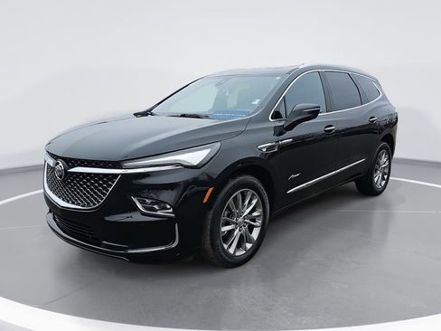 Certified 2023 Buick Enclave Avenir w/ Avenir Technology Package image 9