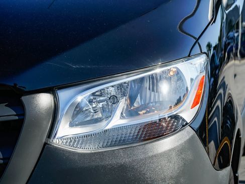 Used 2024 Mercedes-Benz Sprinter 2500 image 7